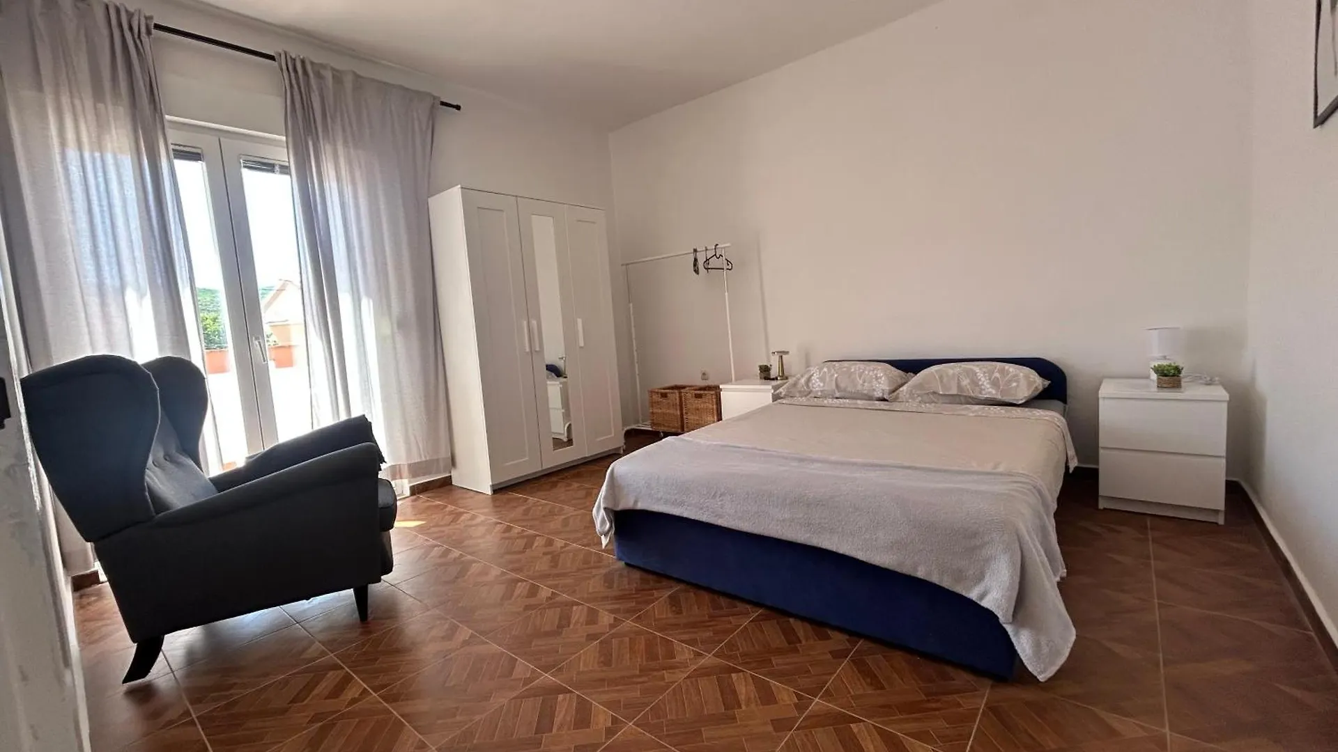 Apartmani Chiara Mrljane